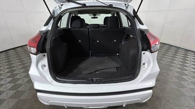 Used 2024 Nissan Kicks S FWD image 28