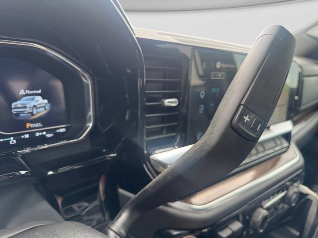 Used 2025 Chevrolet Silverado 1500 LT RWD image 18
