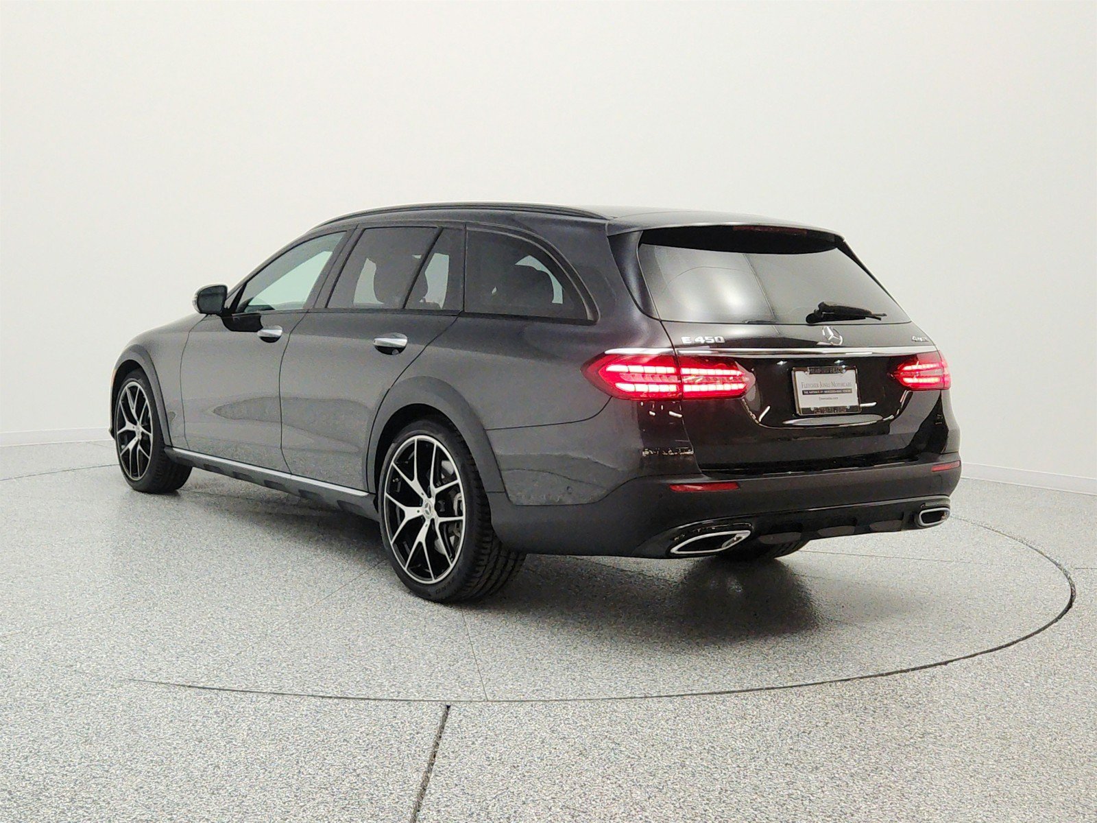 Certified 2022 Mercedes-Benz E 450 4MATIC All-Terrain Wagon image 7