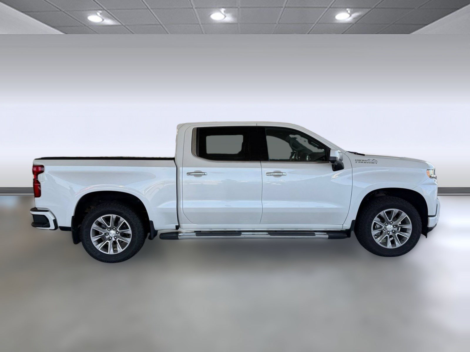 Used 2022 Chevrolet Silverado 1500 High Country w/ Z71 Off-Road Package AWD/4WD image 8