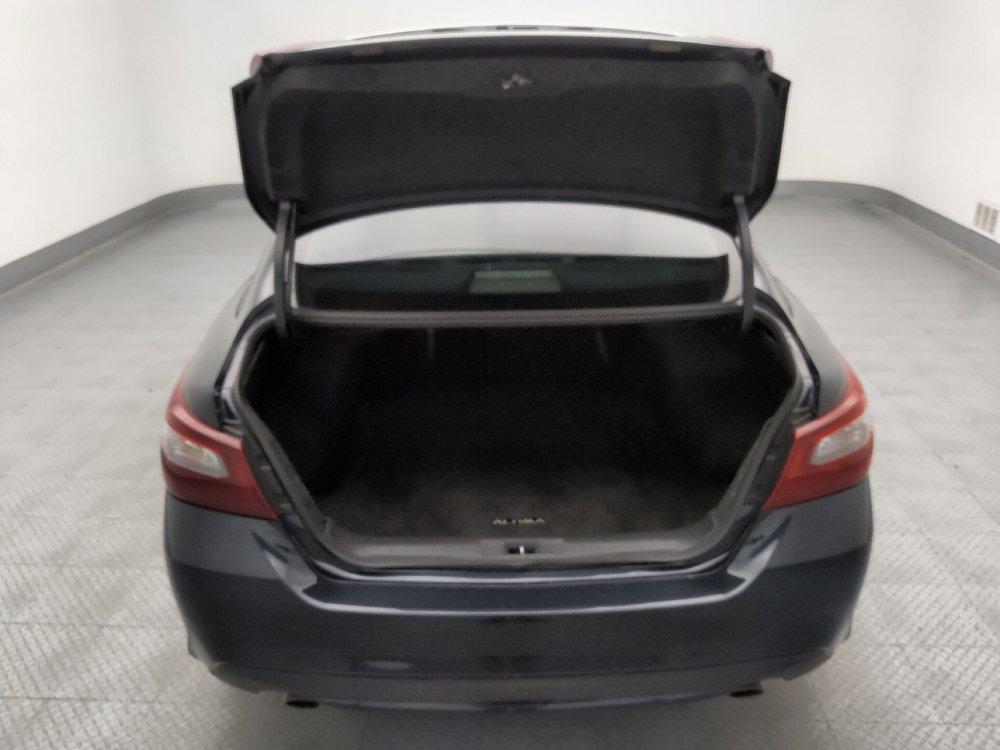 Used 2018 Nissan Altima 2.5 SL FWD image 29