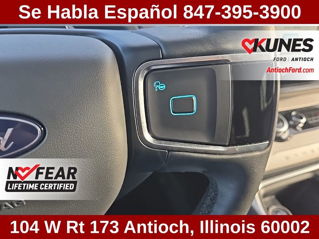 Used 2025 Ford Expedition Active image 38