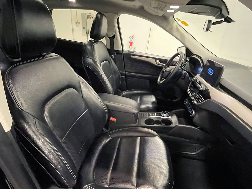 Used 2022 Ford Escape SEL w/ Technology Package image 27