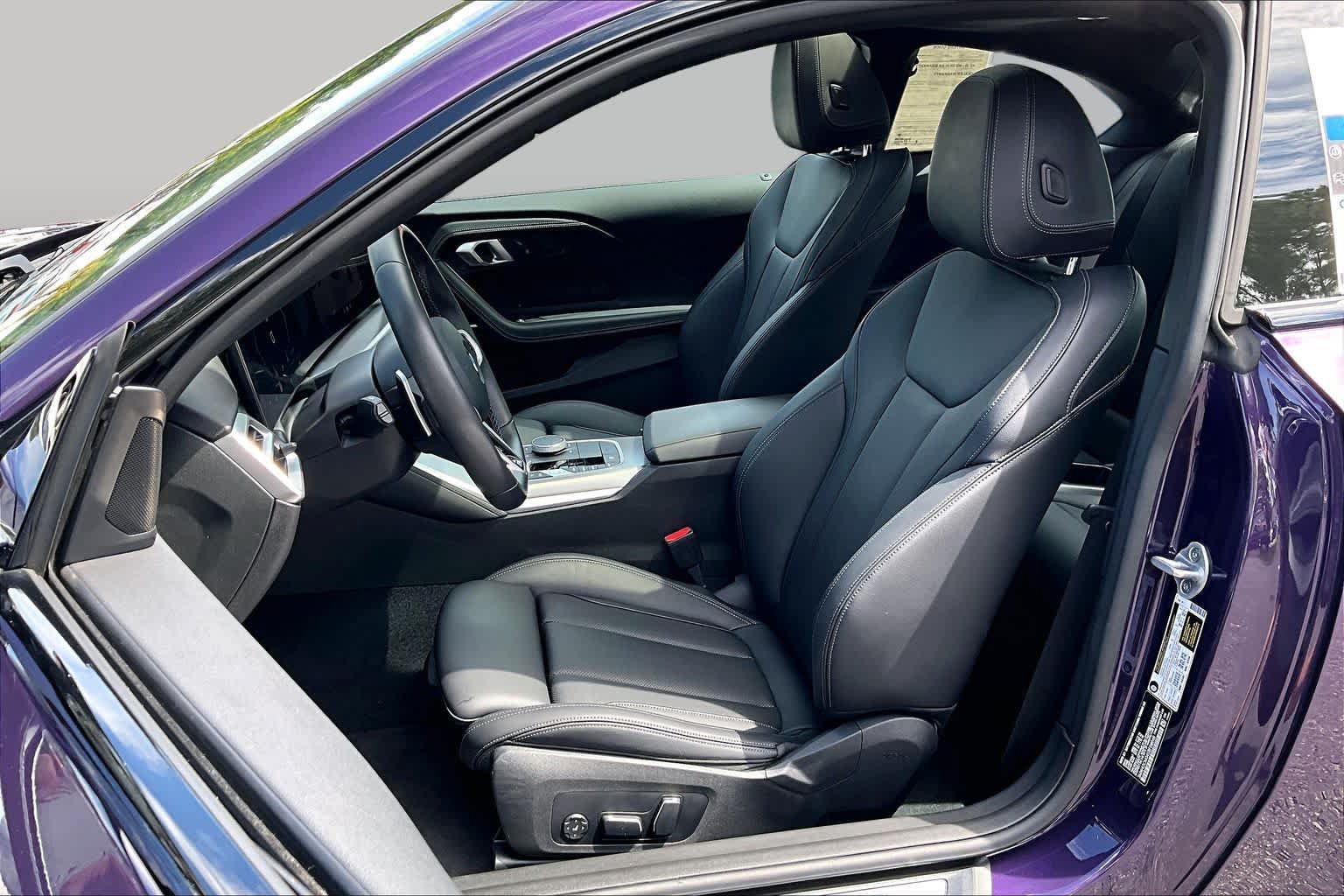 Used 2025 BMW M240i Coupe RWD image 8