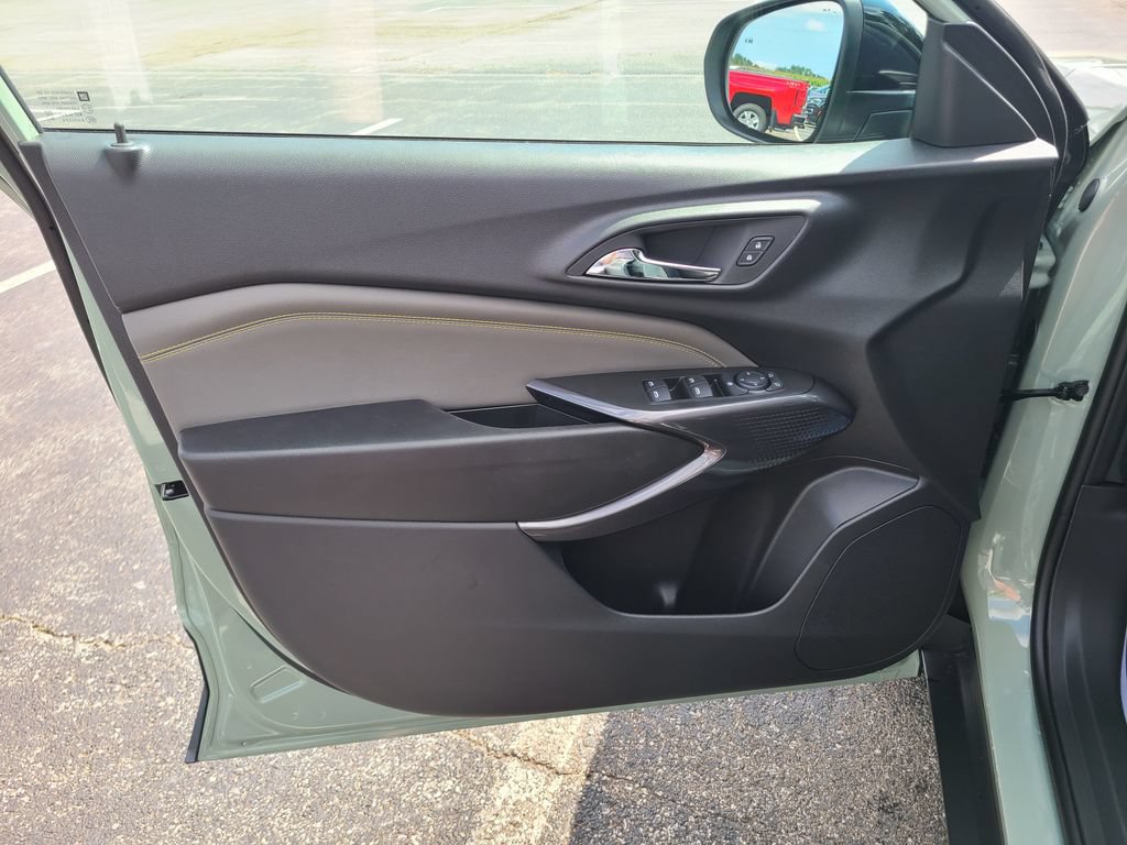 New 2026 Chevrolet Trax ACTIV w/ Driver Confidence Package FWD image 6