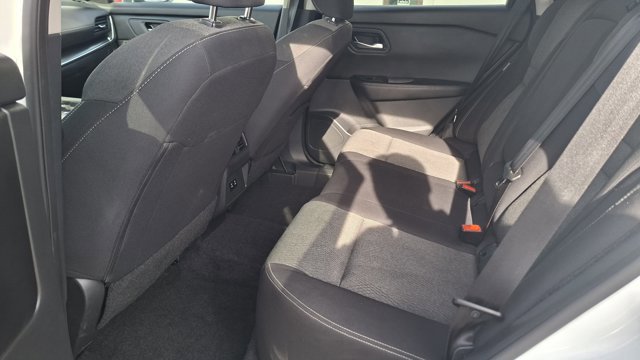 Certified 2024 Nissan Rogue SV image 20