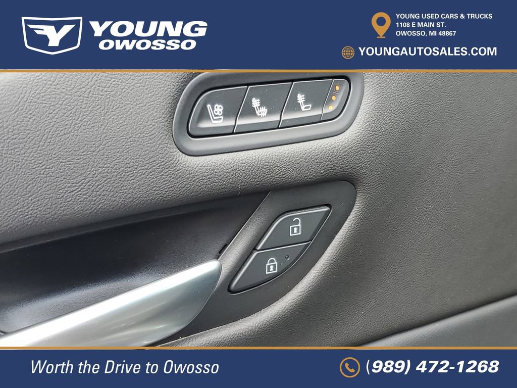 Certified 2024 Cadillac Escalade Premium Luxury w/ LPO, Floor Liner Package AWD/4WD image 24