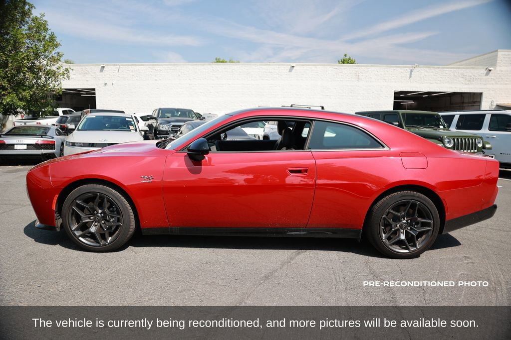 Used 2024 Dodge Charger R/T w/ Plus Group image 2