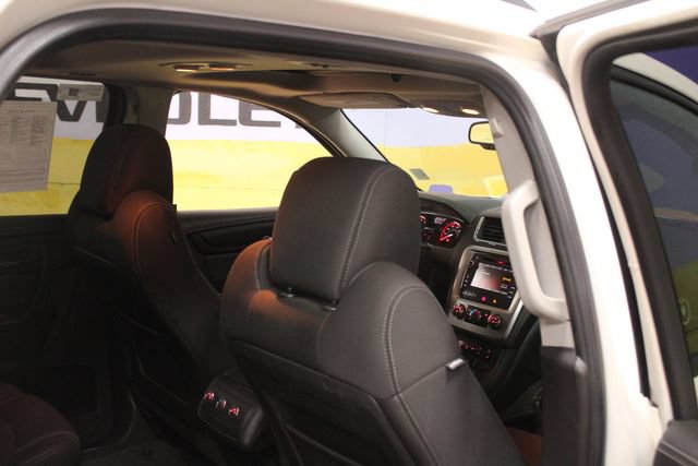 Used 2015 GMC Acadia SLE AWD/4WD image 10