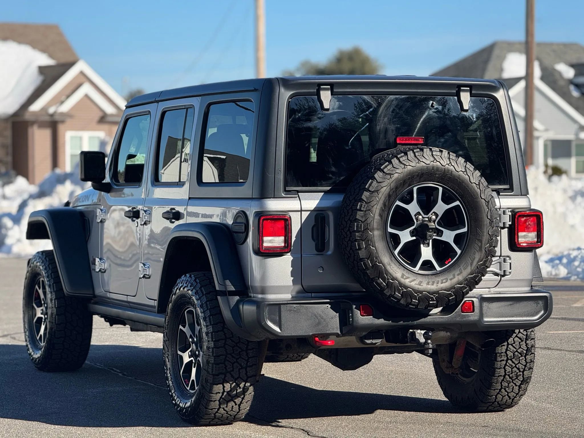 Used 2019 Jeep Wrangler Unlimited Rubicon w/ Cold Weather Group image 8