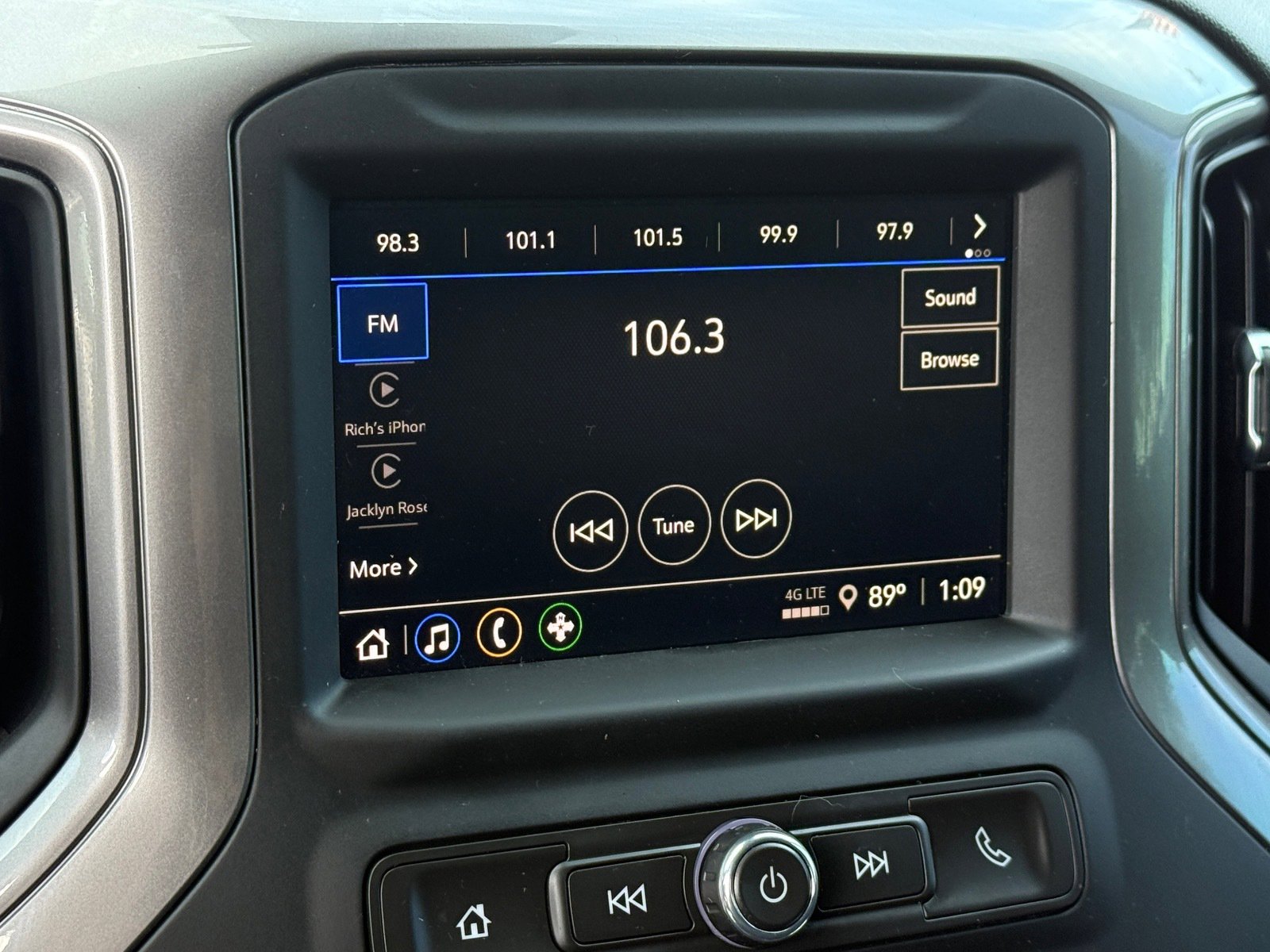 Used 2024 GMC Sierra 1500 Pro w/ Convenience Package image 17