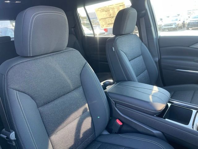New 2026 Chevrolet Traverse LT w/ LPO, Floor Liner Package FWD image 14