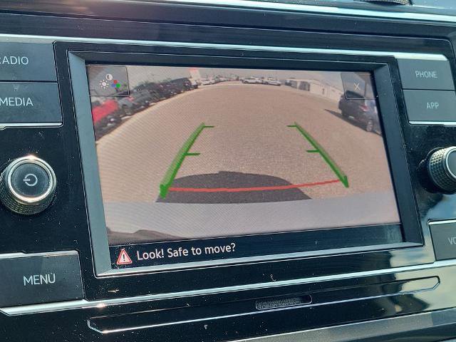 Used 2022 Volkswagen Tiguan S image 28