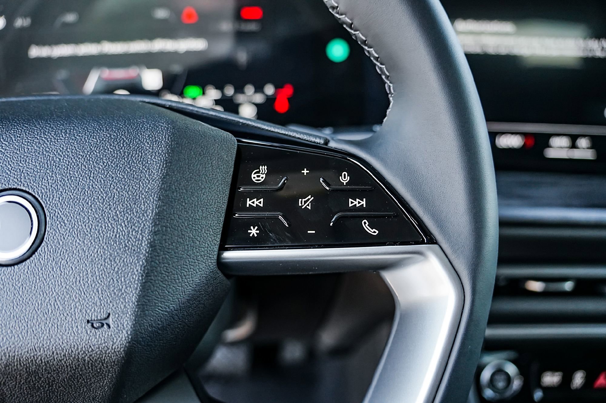 New 2025 Audi Q5 Premium image 15