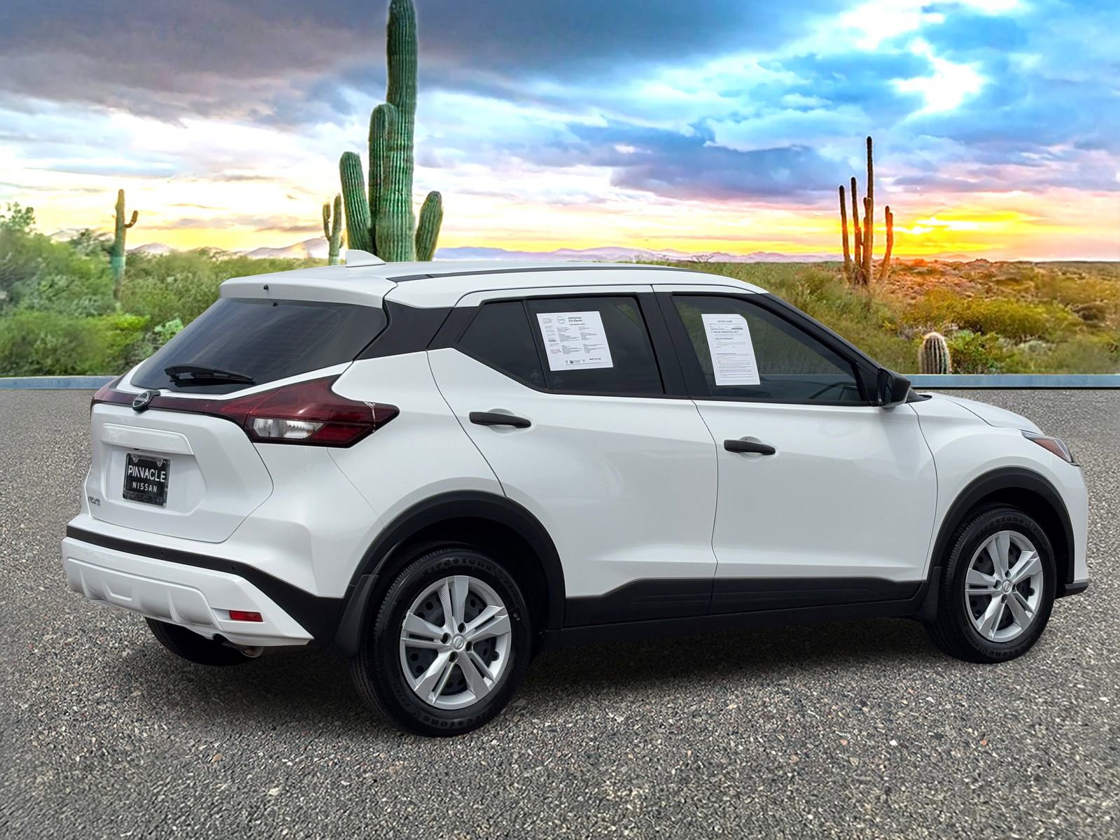 Certified 2025 Nissan Kicks Play S image 5