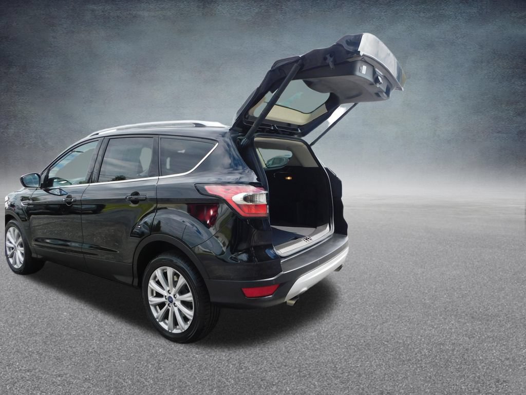 Used 2017 Ford Escape Titanium FWD image 22