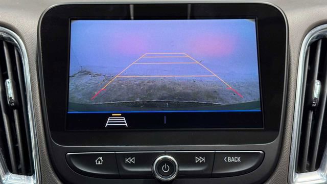 Used 2020 Chevrolet Malibu LT image 29