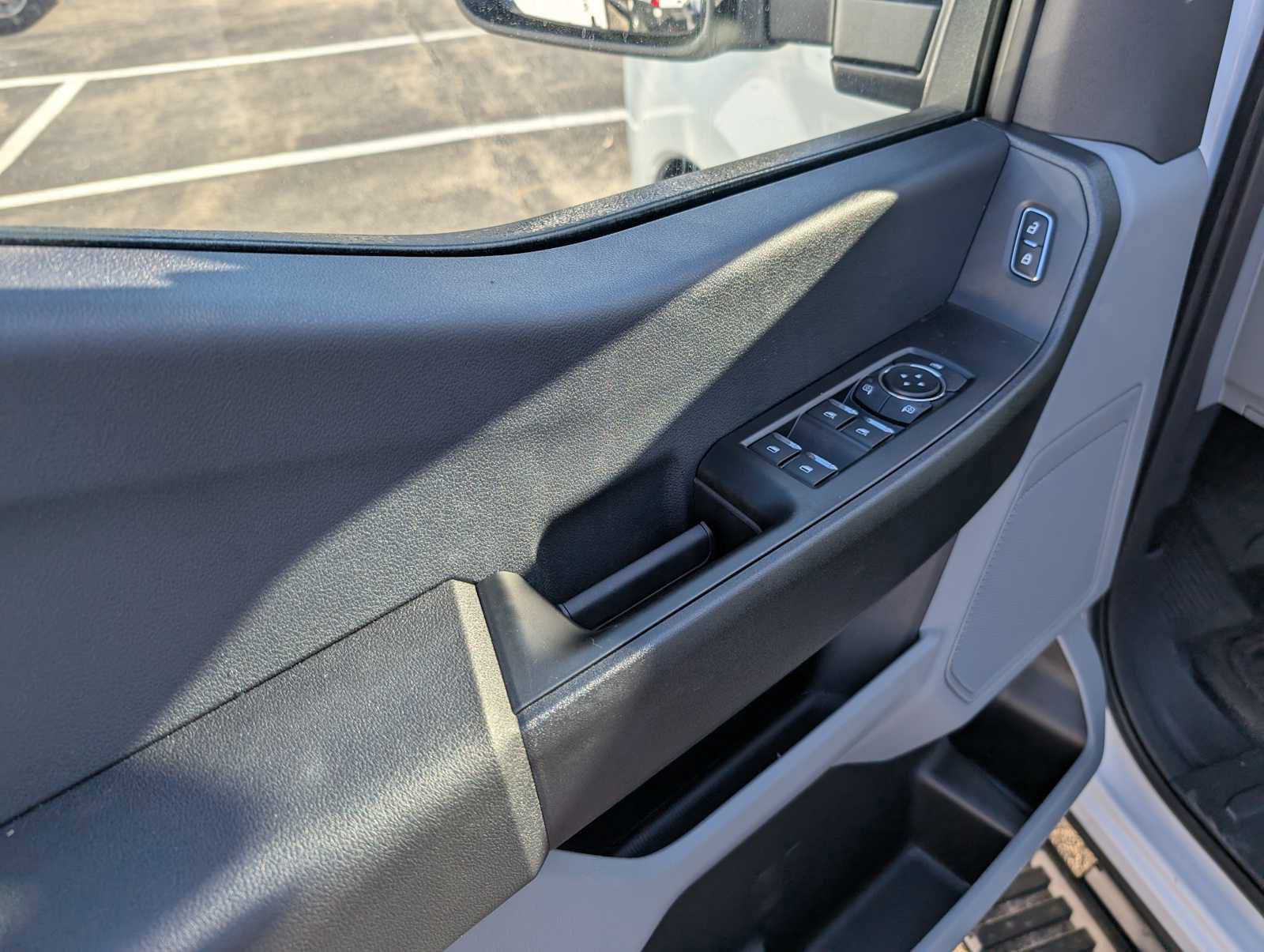 New 2026 Ford F350 XL w/ XL Chrome Package image 31