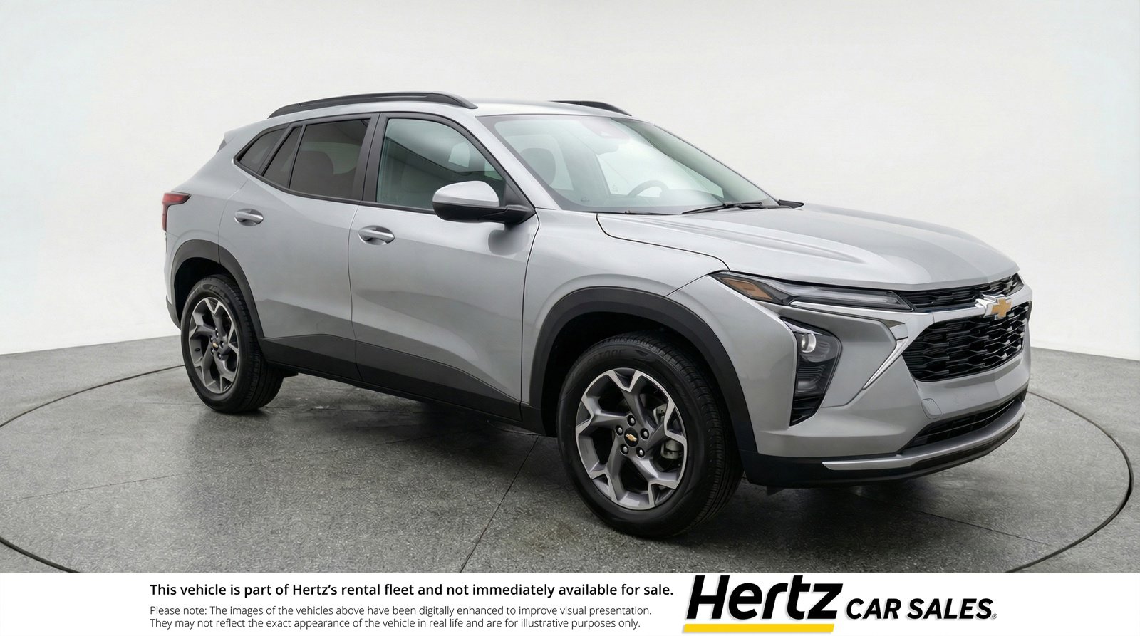 Used 2025 Chevrolet Trax LT image 1
