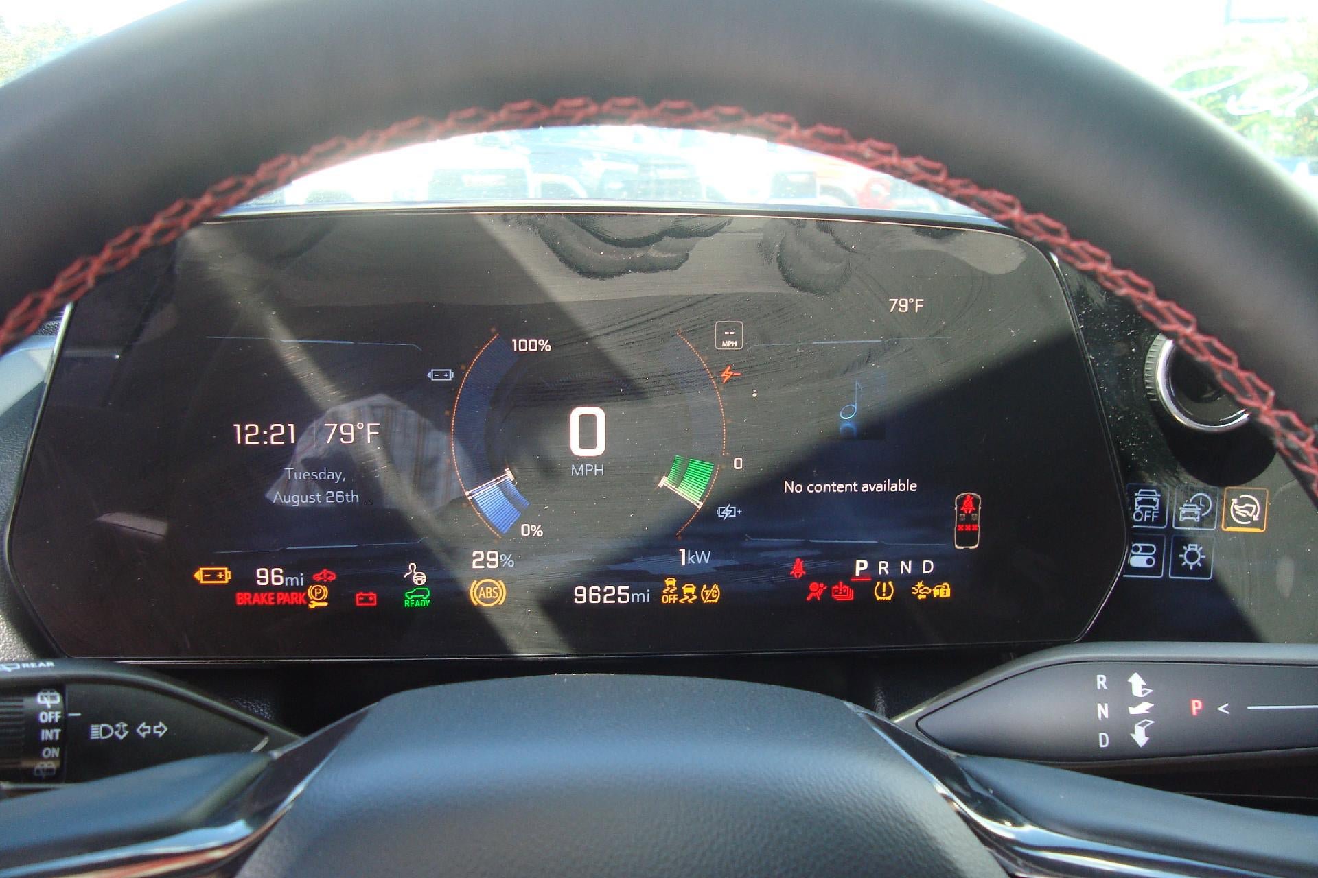 Certified 2025 Chevrolet Equinox EV RS FWD image 13