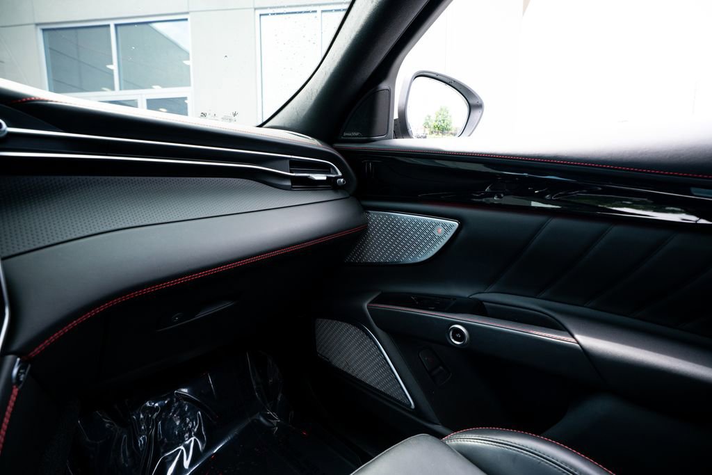 Used 2023 Maserati Grecale Modena AWD/4WD image 48