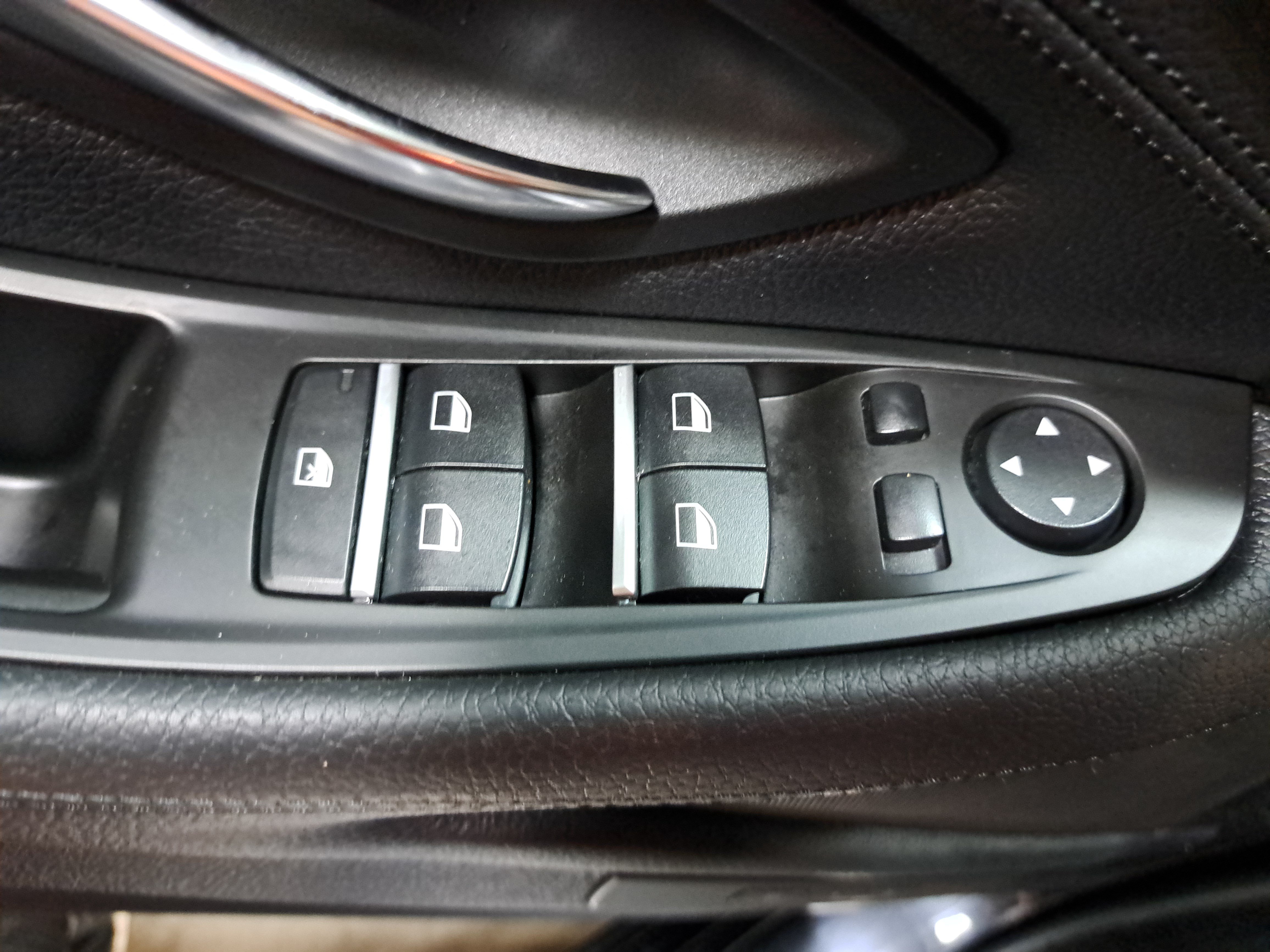 Used 2015 BMW 535i xDrive Sedan AWD/4WD image 28