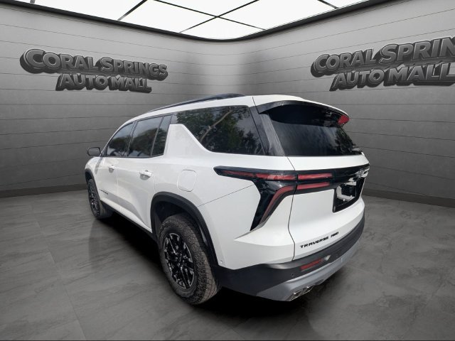 Used 2024 Chevrolet Traverse Z71 w/ Enhanced Driving Package AWD/4WD image 4