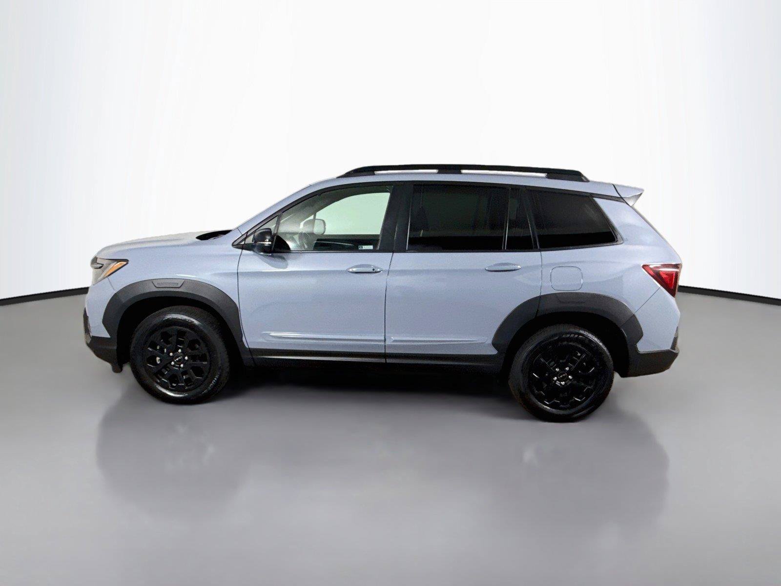 Used 2023 Honda Passport TrailSport image 8
