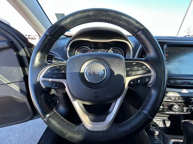 Used 2018 Jeep Cherokee Limited w/ Technology Group image 11