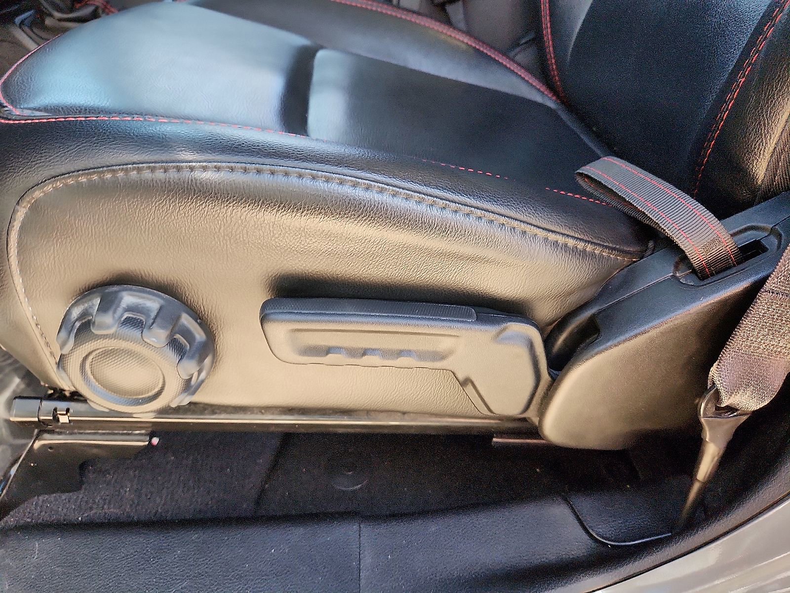 Used 2022 Jeep Gladiator Rubicon w/ LED Lighting Group image 14