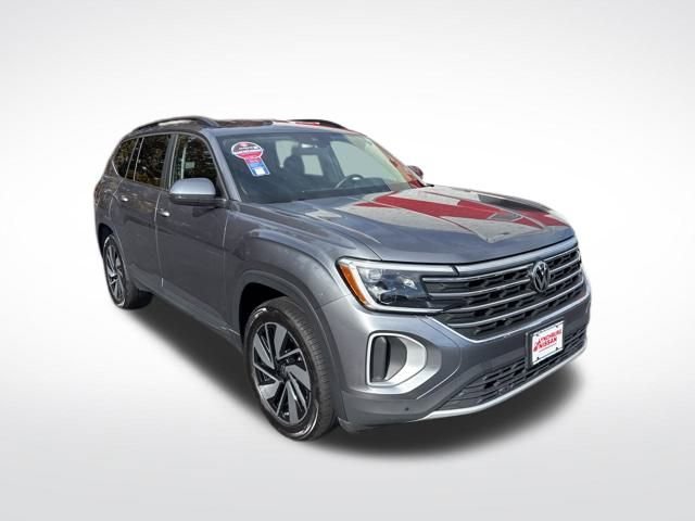 Used 2024 Volkswagen Atlas SE image 8