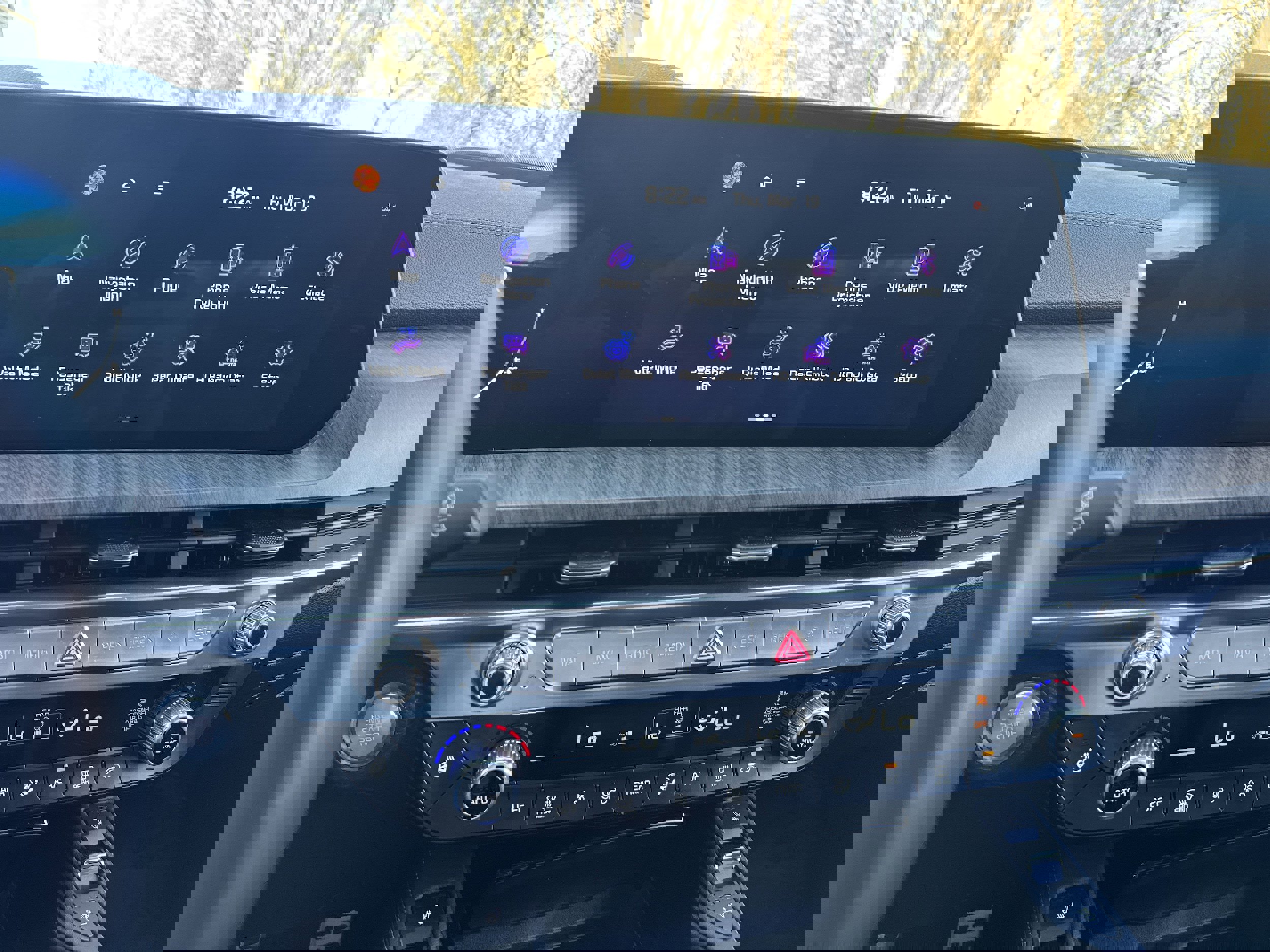 Used 2024 Kia Telluride SX Prestige w/ Towing Package AWD/4WD image 25