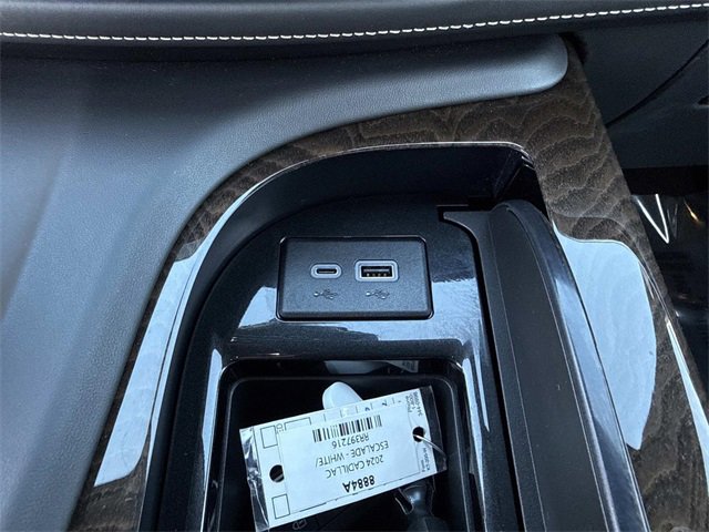 Certified 2024 Cadillac Escalade Sport Platinum w/ LPO, ONYX Package image 27