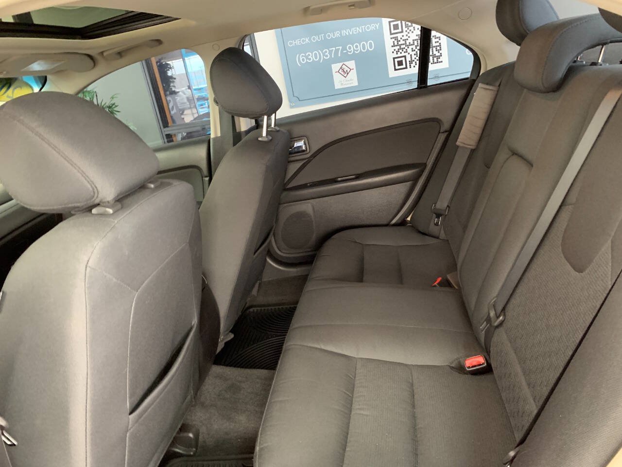 Used 2011 Ford Fusion SE w/ 202A Rapid Spec Order Code FWD image 22
