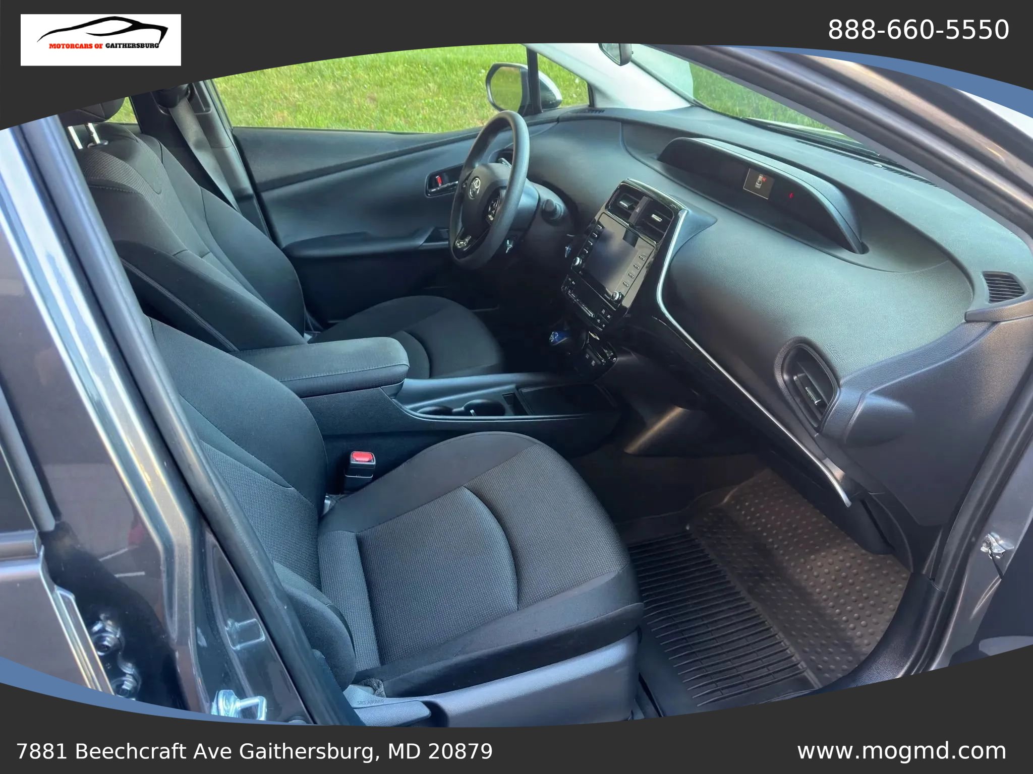 Used 2022 Toyota Prius L Eco FWD image 19