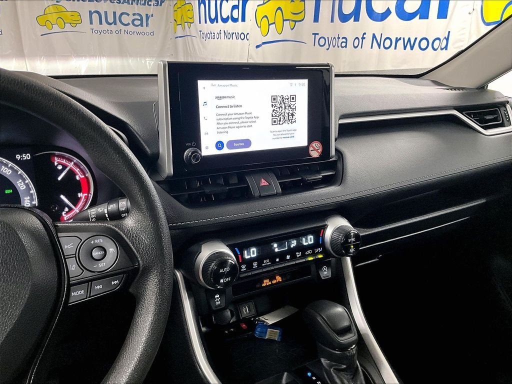 Certified 2025 Toyota RAV4 XLE AWD/4WD image 25