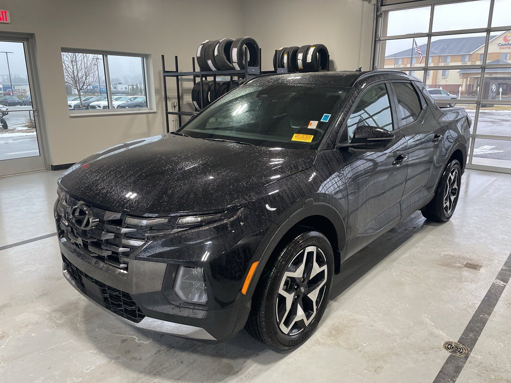 Used 2022 Hyundai Santa Cruz Limited image 2