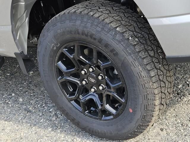 New 2025 Ford F150 XLT w/ Equipment Group 302A MID image 5