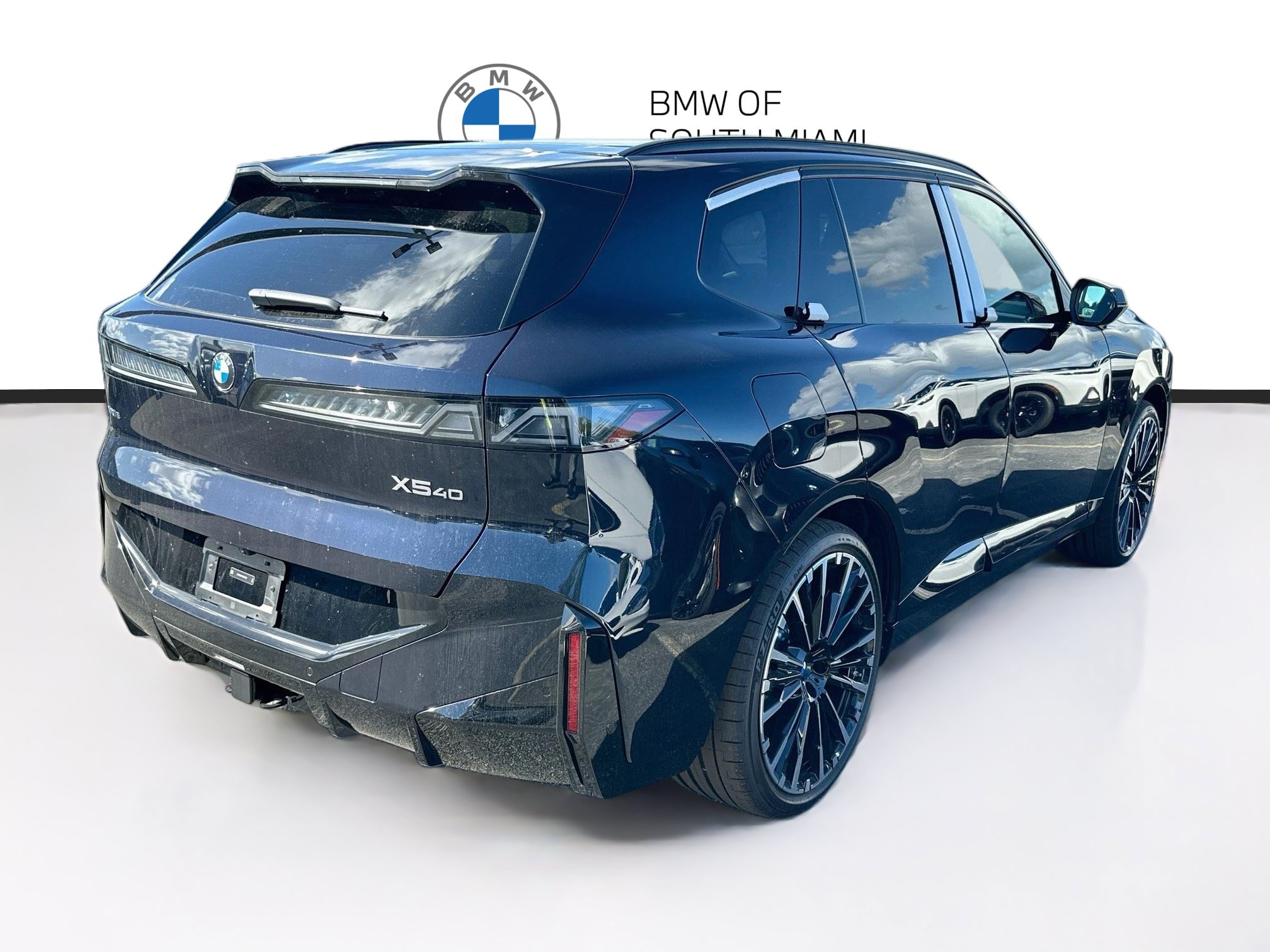 New 2027 BMW X5 xDrive40i w/ M Sport Professional Package AWD/4WD image 6