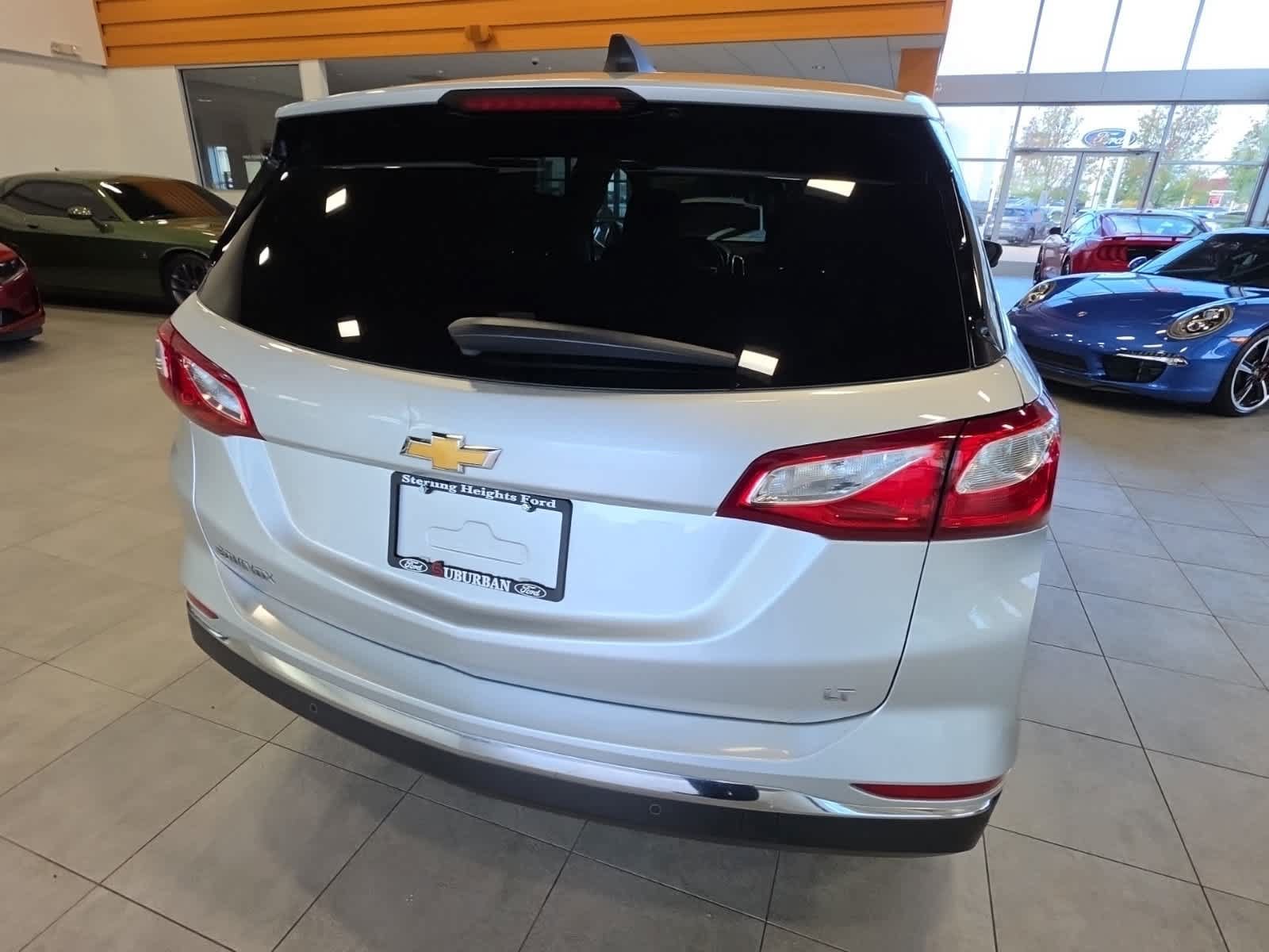Used 2020 Chevrolet Equinox LT w/ Driver Convenience Package FWD image 8