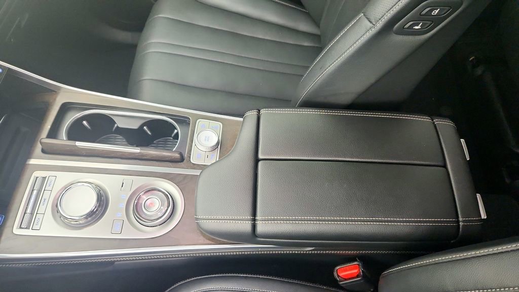 Used 2024 Genesis GV80 2.5T image 19
