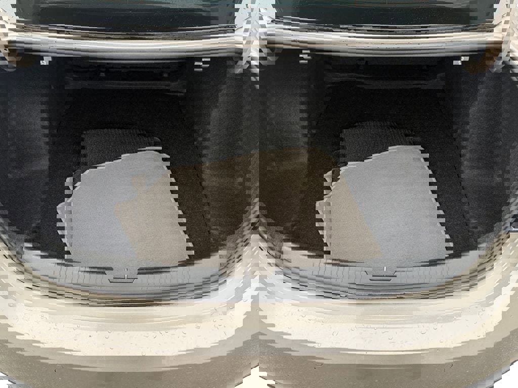 Used 2022 Chevrolet Malibu LT image 19