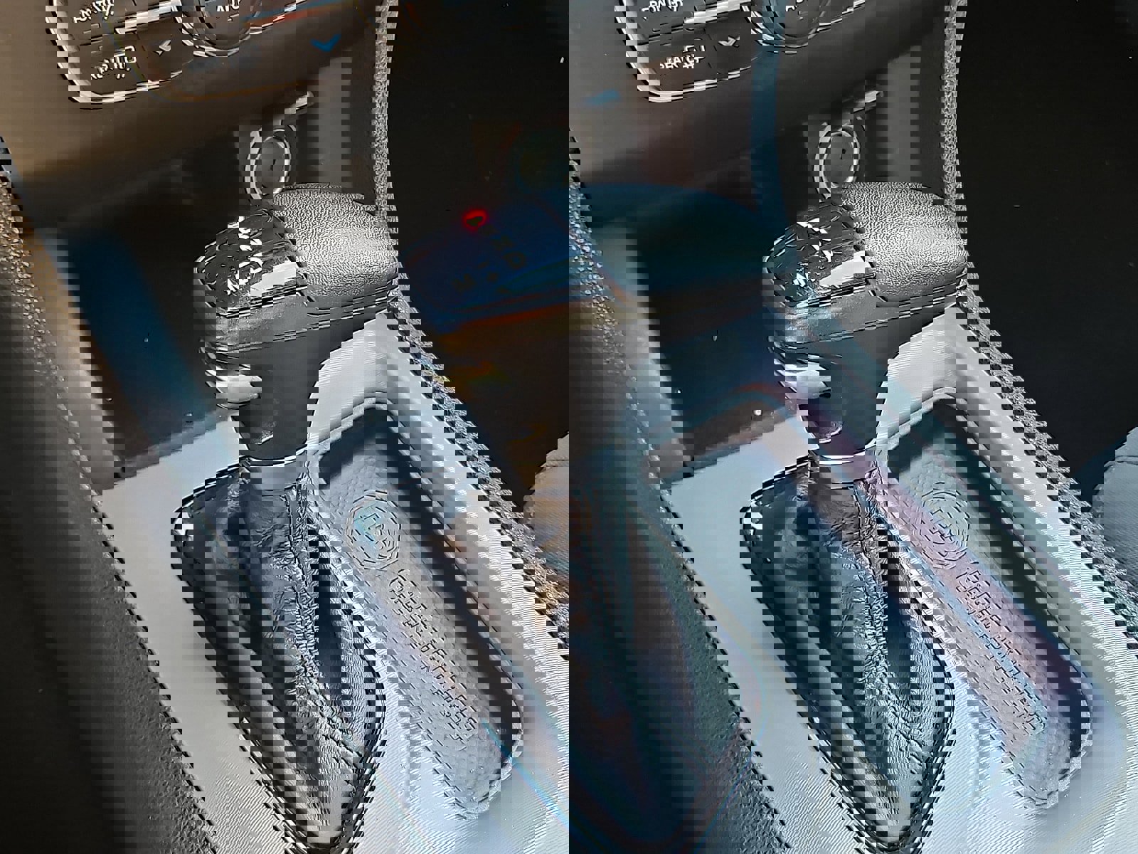 Used 2023 Dodge Charger R/T w/ Blacktop Package image 15