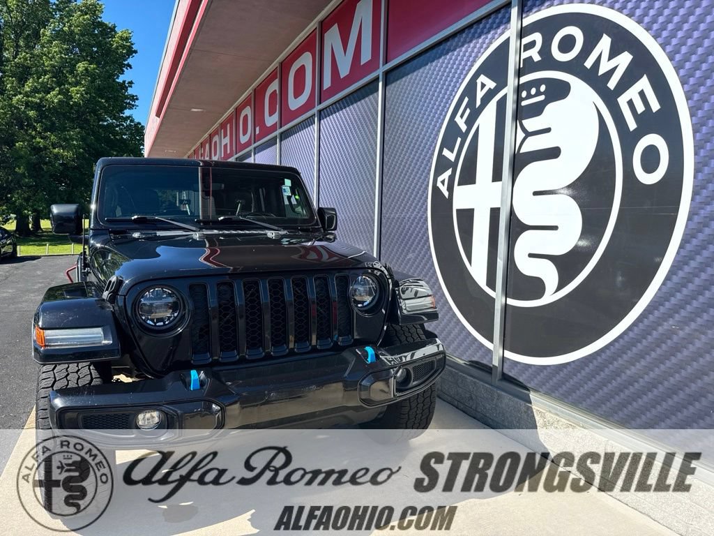Used 2021 Jeep Wrangler Unlimited Sahara AWD/4WD video 1