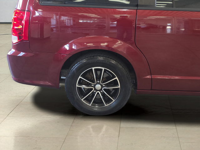 Used 2019 Dodge Grand Caravan GT FWD image 29