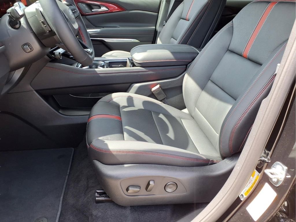 New 2026 Chevrolet Traverse RS FWD image 19