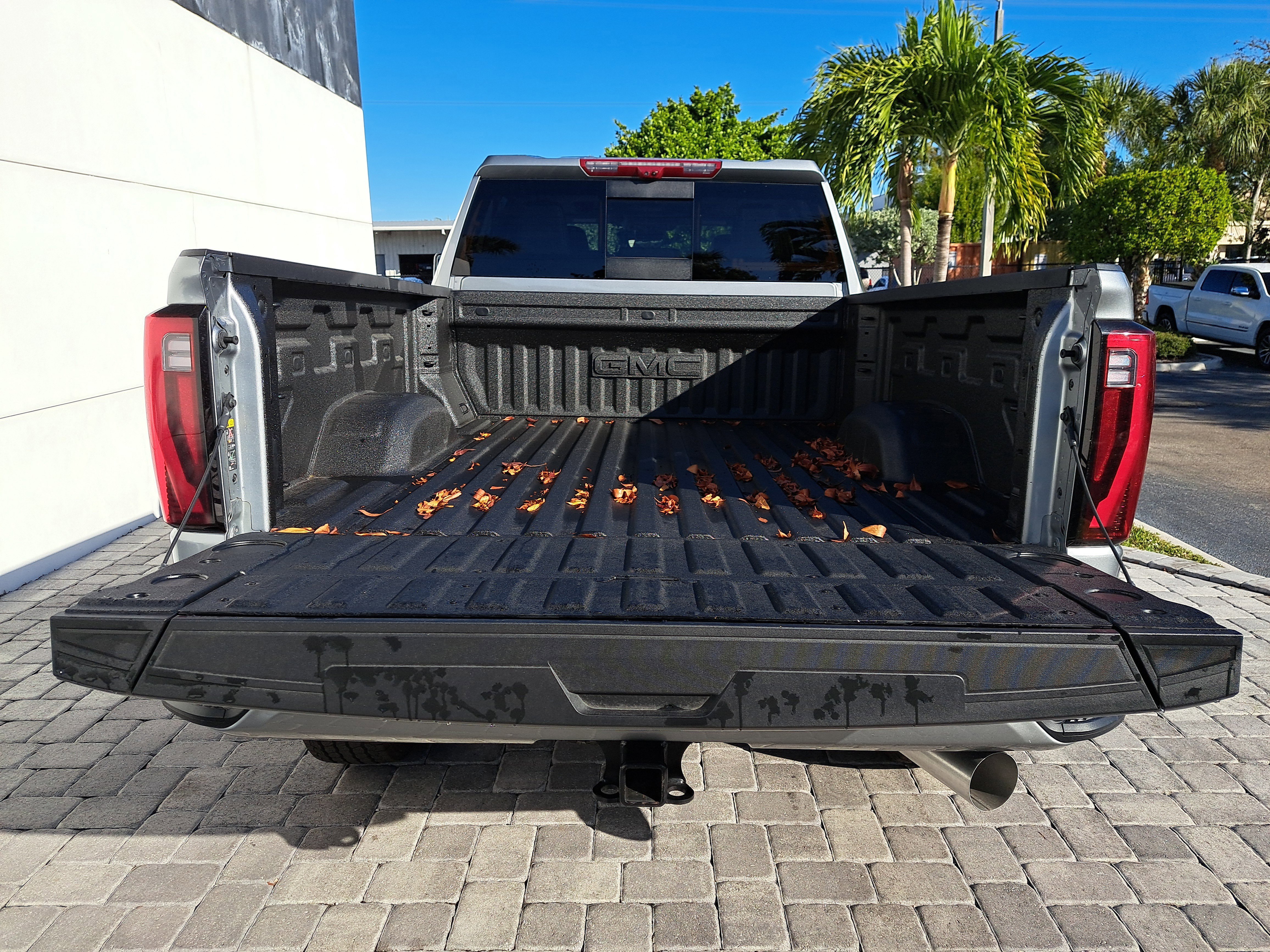 New 2026 GMC Sierra 2500 Denali w/ Denali Reserve Package image 9