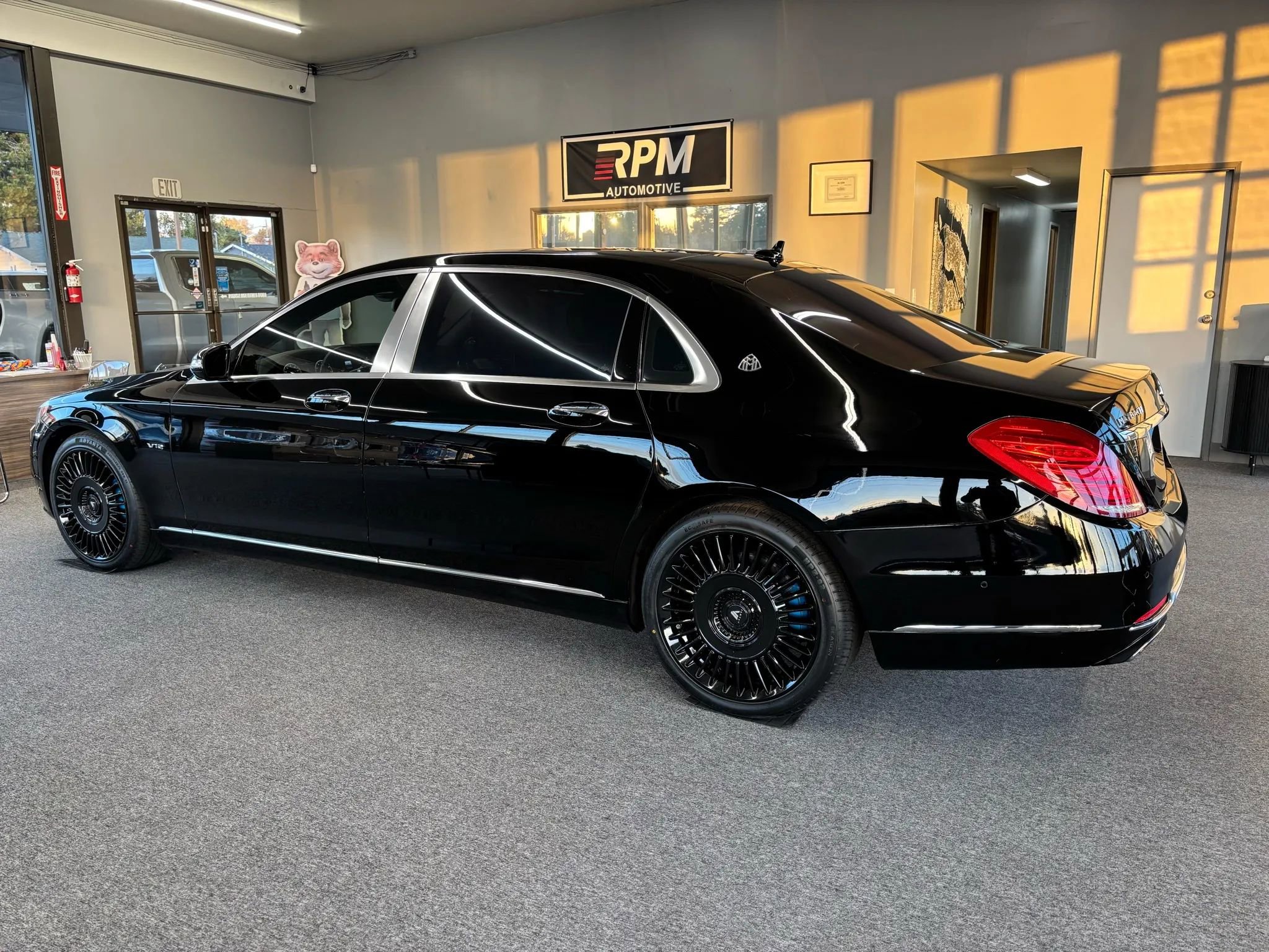 Used 2016 Mercedes-Benz Maybach S 600 image 4
