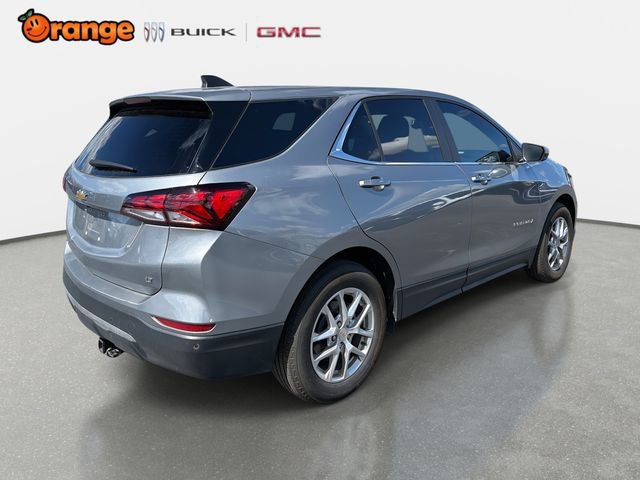 Used 2024 Chevrolet Equinox LT image 3