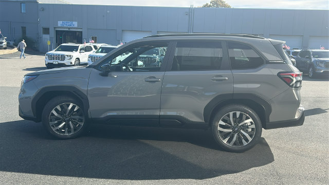 New 2026 Subaru Forester Touring AWD/4WD image 3